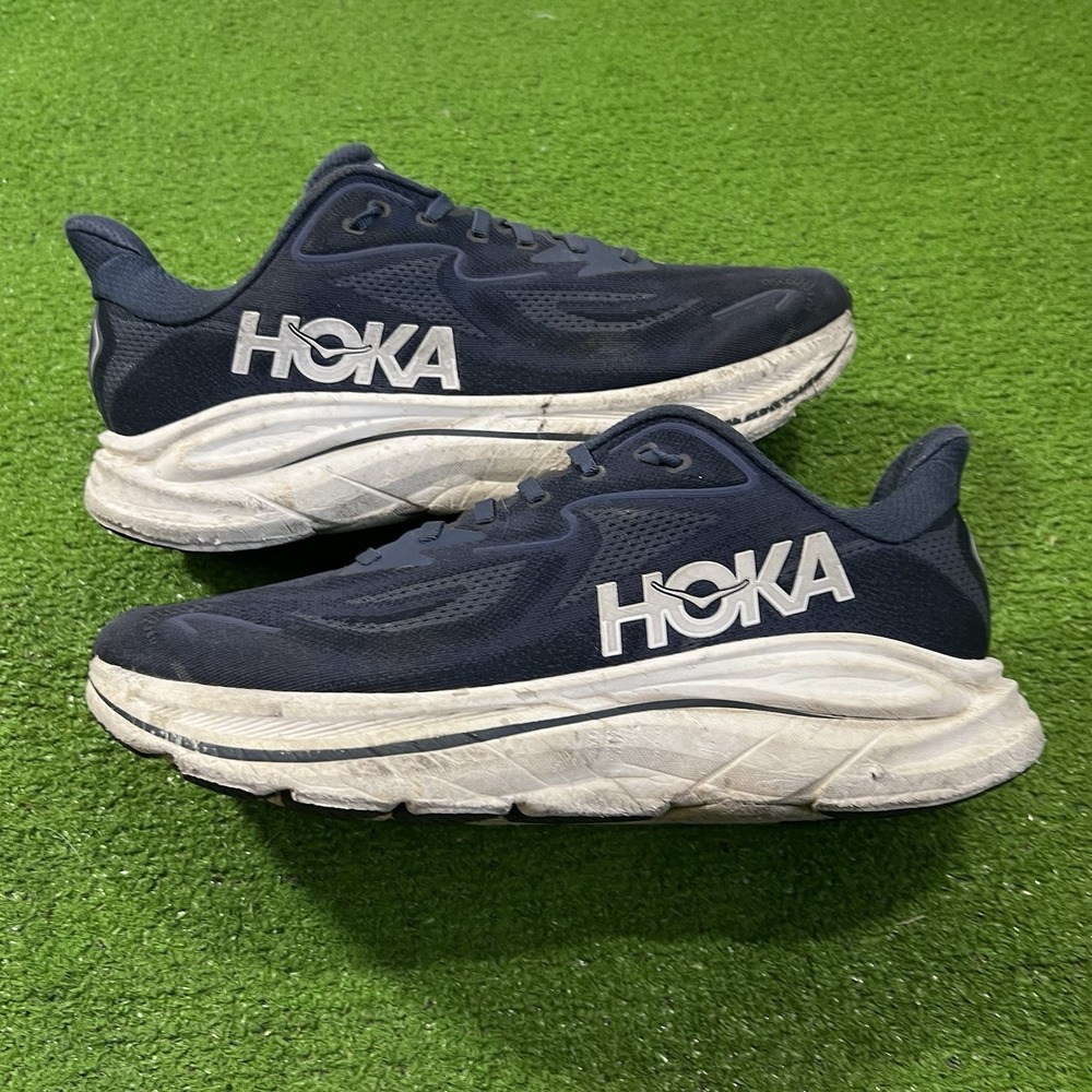 Hoka One One Clifton 10 Navy Running Shoe's Men's Size 12 Athleisure Comfort
